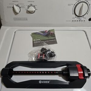 Eden Oscillating Sprinkler with Red Accents